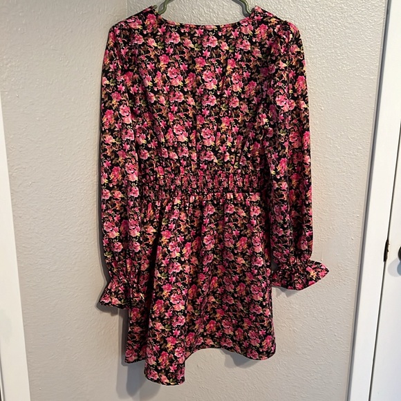 Vero Moda Elly Floral Button Front V-Neck Long Sleeve Mini Dress - Medium - Picture 5 of 8